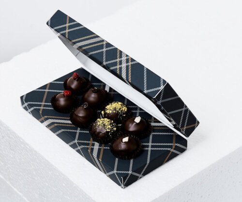 dark-chocolate-truffles-collection