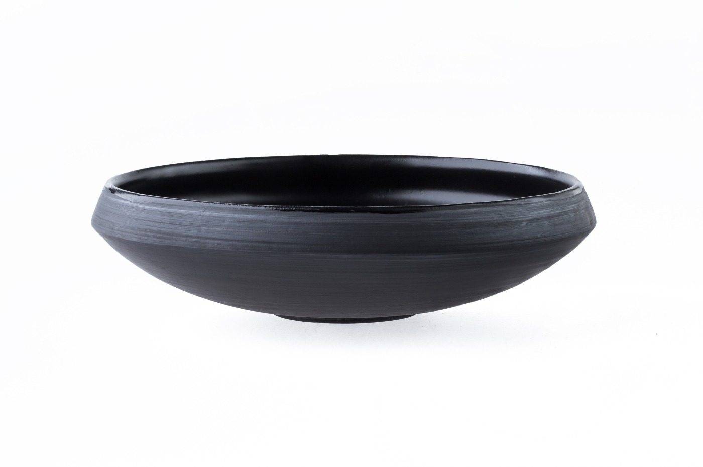 Mentally Tiny Possession Eclipse Black Ceramics Shallow bowl